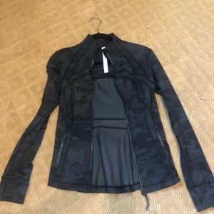 Lululemon Define Jacket Size 6, Black Camo